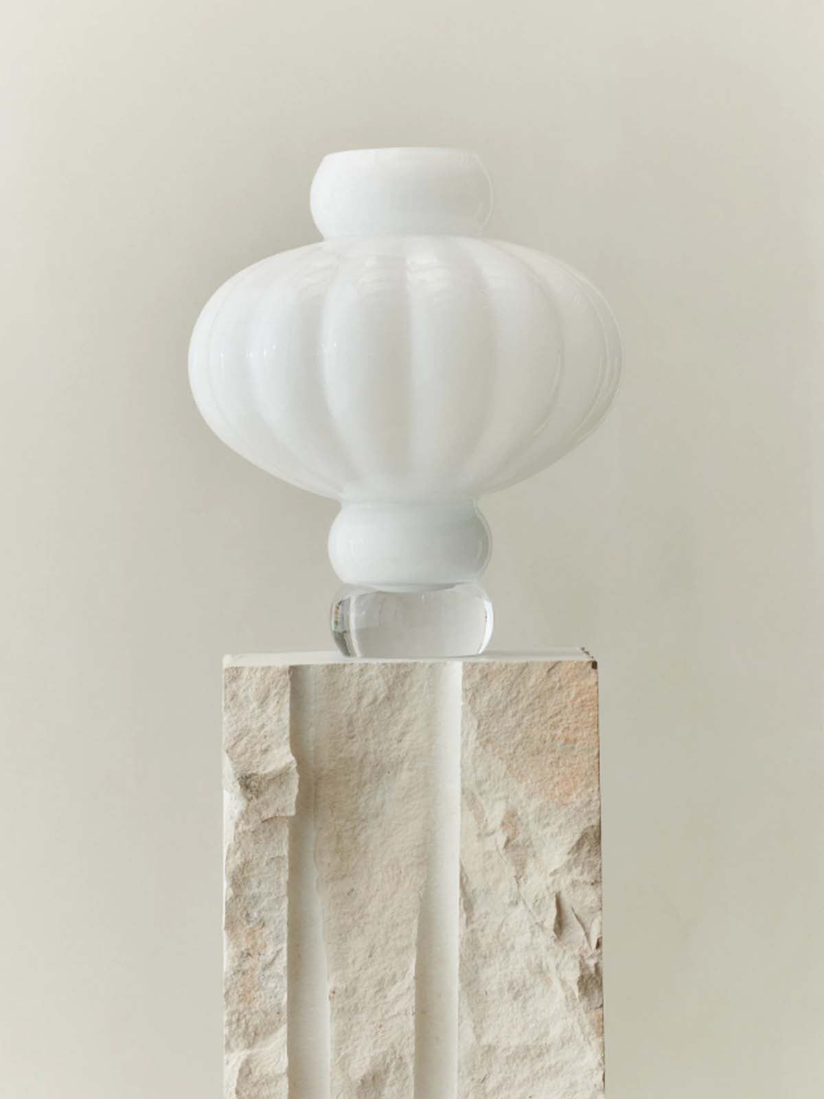 SCULPTURAL GLASS BALLOON VASE