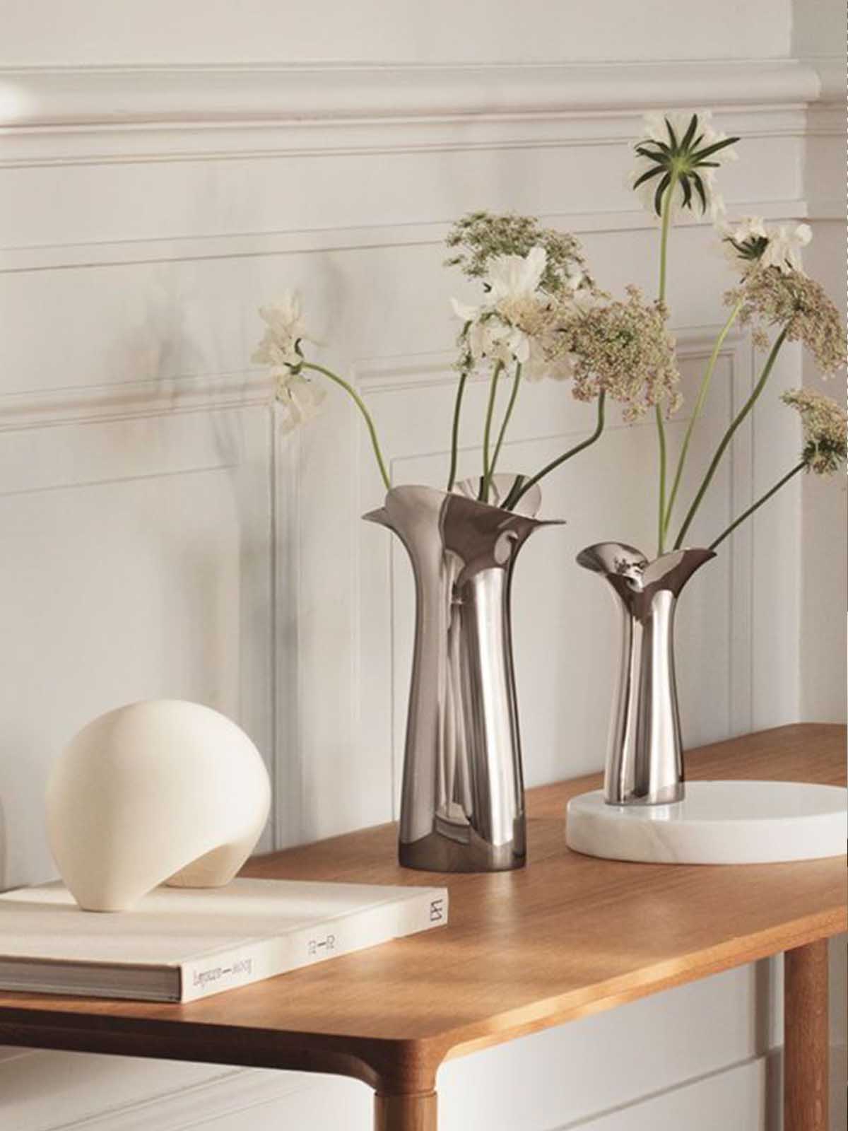 BOTANICAL BLOOM METAL VASE