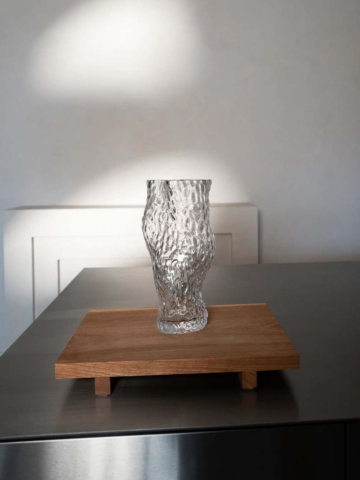 OYSTER SHELL TEXTURED GLASS VASE