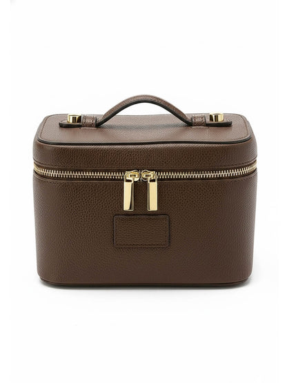 THE ESSENTIAL VANITY CASE