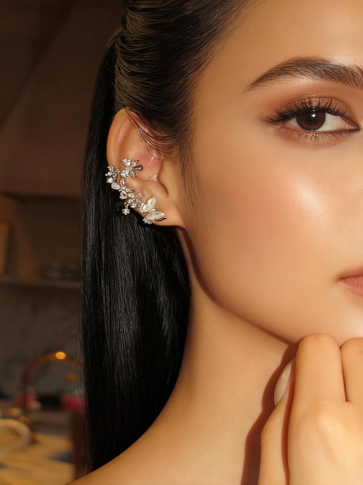 BUTTERFLY PEARL EARRINGS