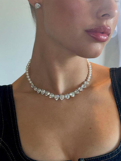CRYSTAL PEARL CHOKER