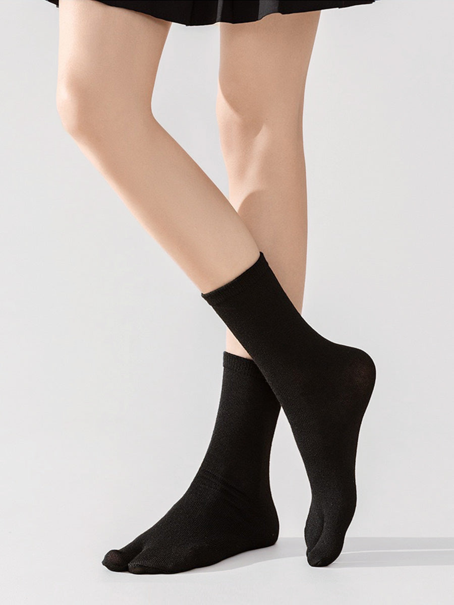 RIBBED TABI CREW SOCKS